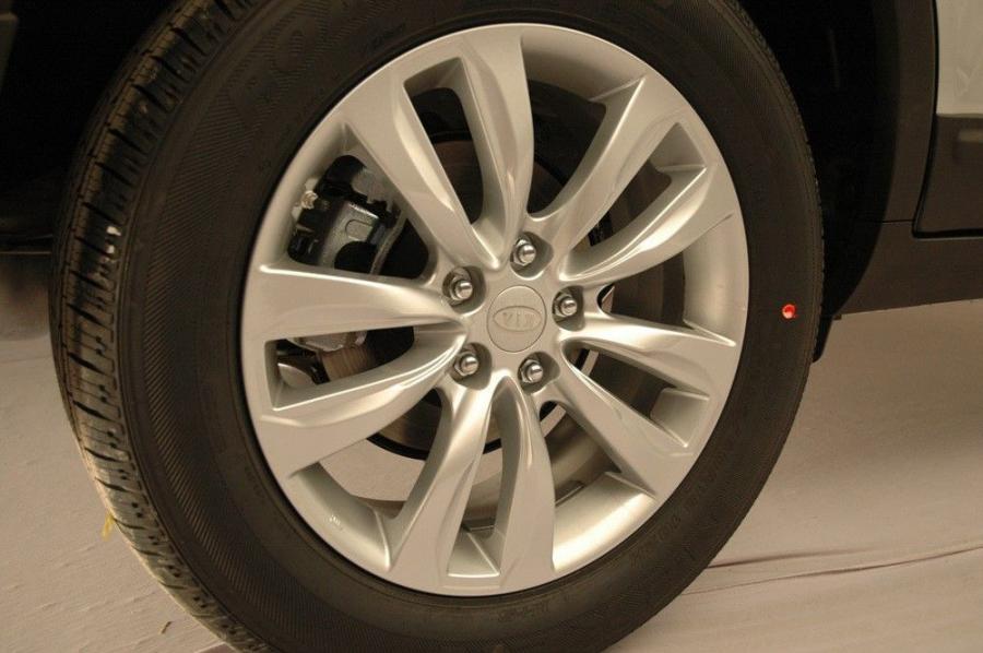  Kia Sorento 2010 года  (фото 90 из 238)